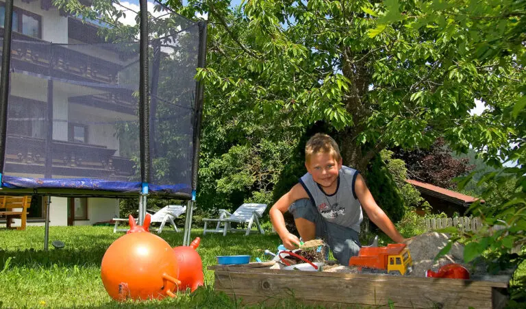 Garten - Leit'n Franz, Pension in Ramsau am Dachstein